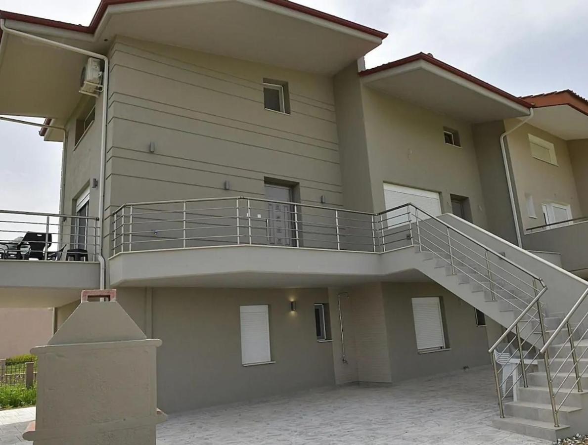 Crystallia Seaside Maisonette By Rentalspro- ניאה מודאניה מראה חיצוני תמונה